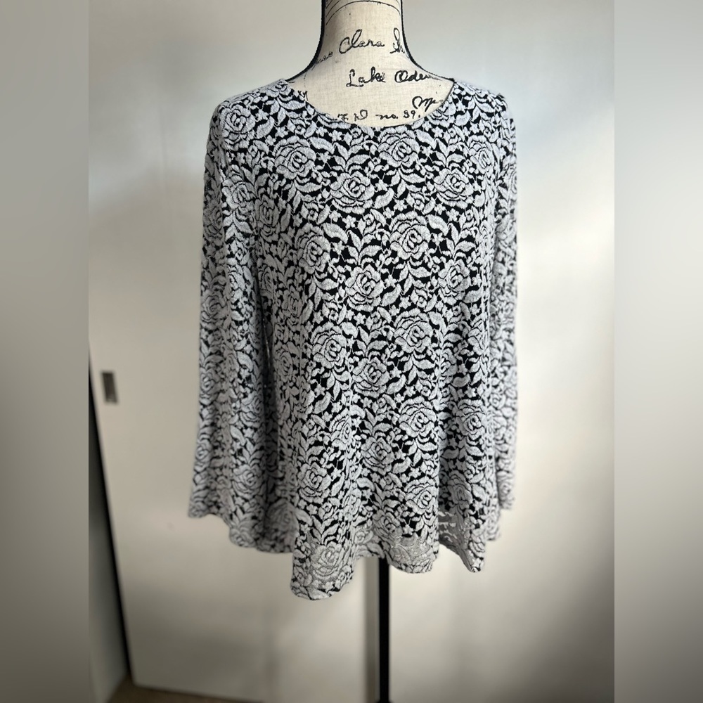 Chico’s velvet blouse bohemian fairy retro cottage core lightweight bell sleeves